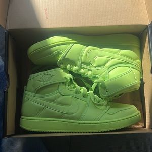 Jordan 1 Retro AJKO Billie Eilish Ghost Green (Women's)